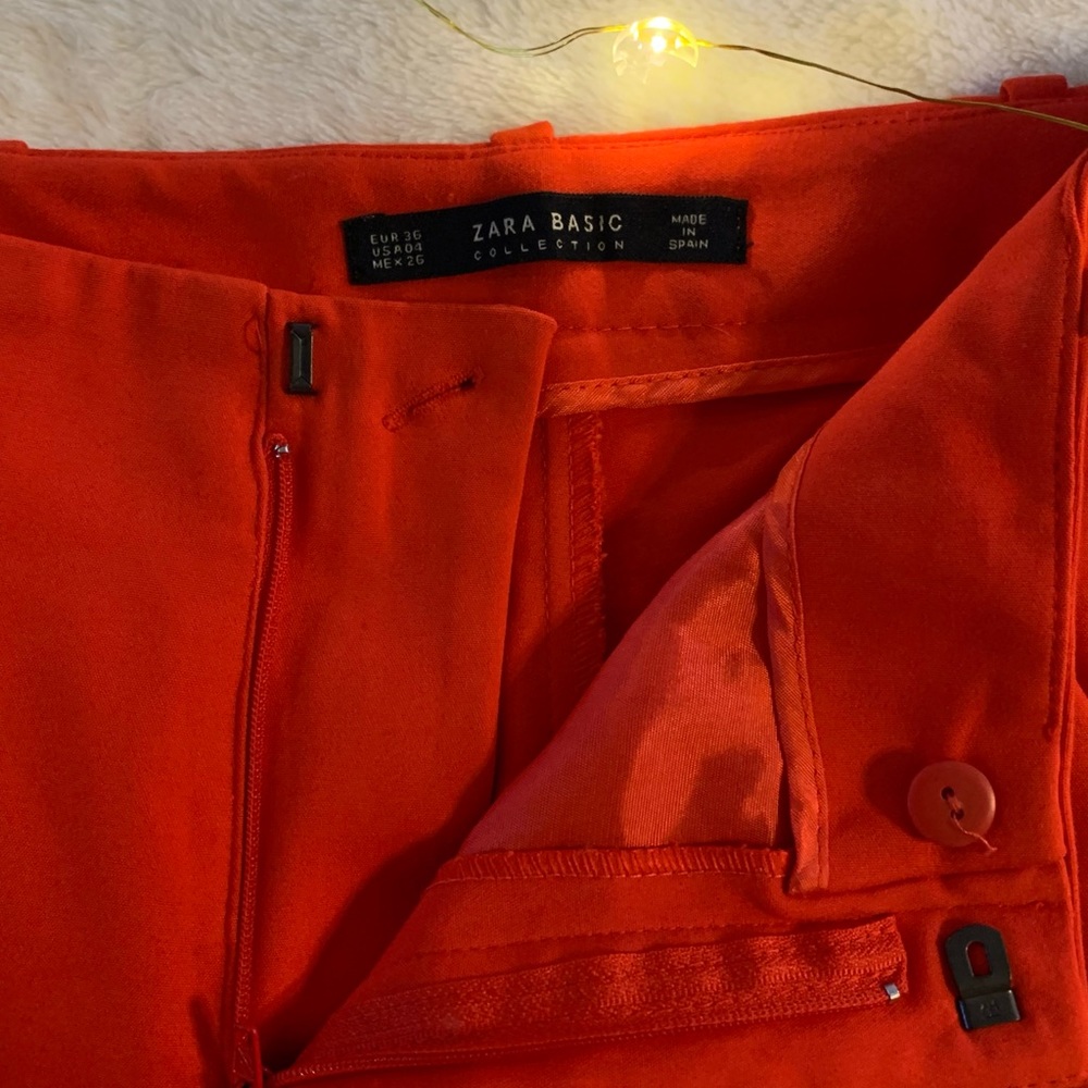 Red pants - Picture 3 of 4